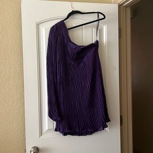 Good percent polyester only worn once no defects